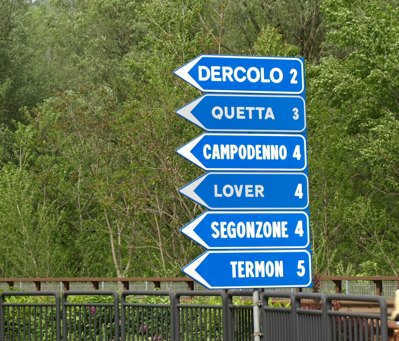 Indicazioni per Dercolo